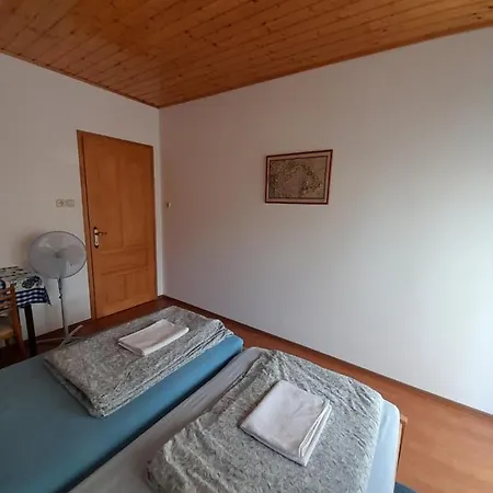 Ilona Vendeghaz Guest house Balatonszabadi