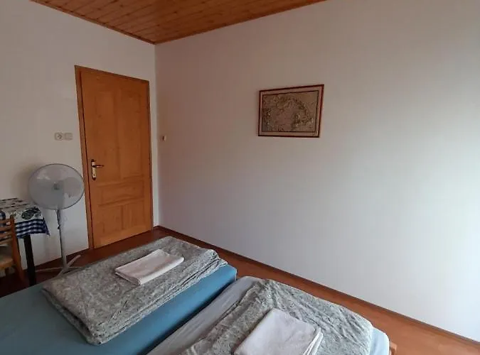 Ilona Vendeghaz 게스트하우스 Balatonszabadi Fürdőtelep